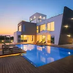 Cove Seaview - Neptune Ayia Napa