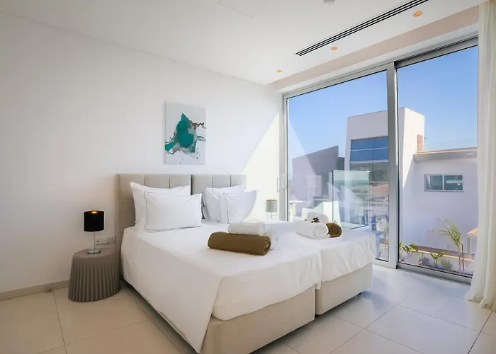 Cove Seaview - Neptune Ayia Napa