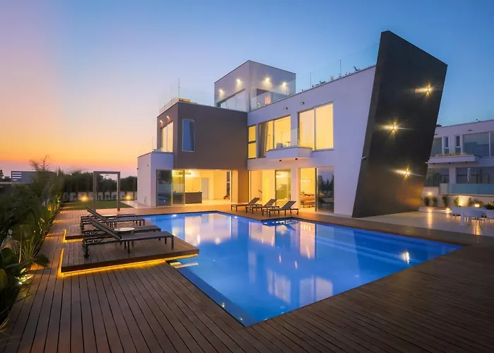 Cove Seaview - Neptune Ayia Napa