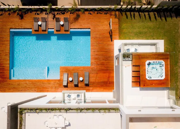 Cove Seaview - Neptune Vila *