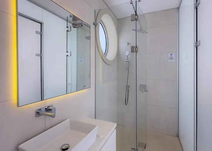 Vila Cove Seaview - Neptune *