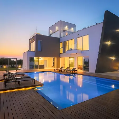 Cove Seaview - Neptune Ayía Nápa