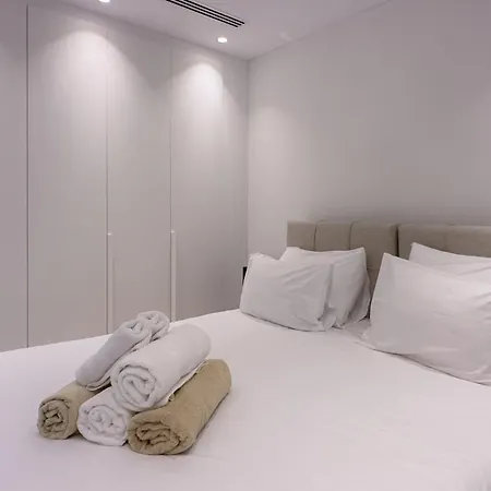 빌라 Cove Seaview - Neptune 아이아 나파