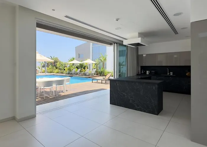 Villa Cove Seaview - Neptune